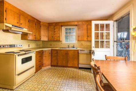 44 Johnson Road Falmouth ME 04105