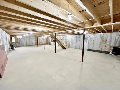 35 Moosehead Lane Whitefield ME 04353