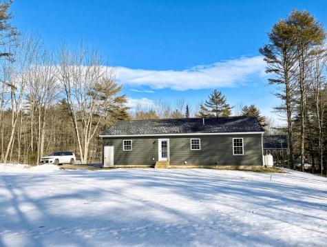 35 Moosehead Lane Whitefield ME 04353