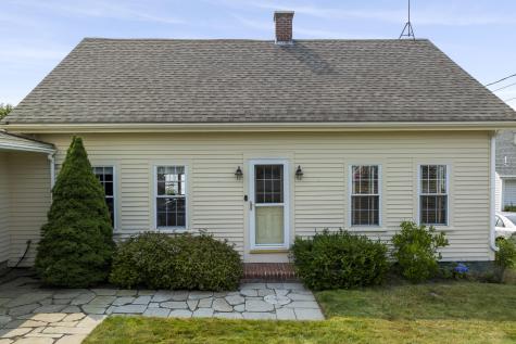 1 Fish Point Road Bristol ME 04554