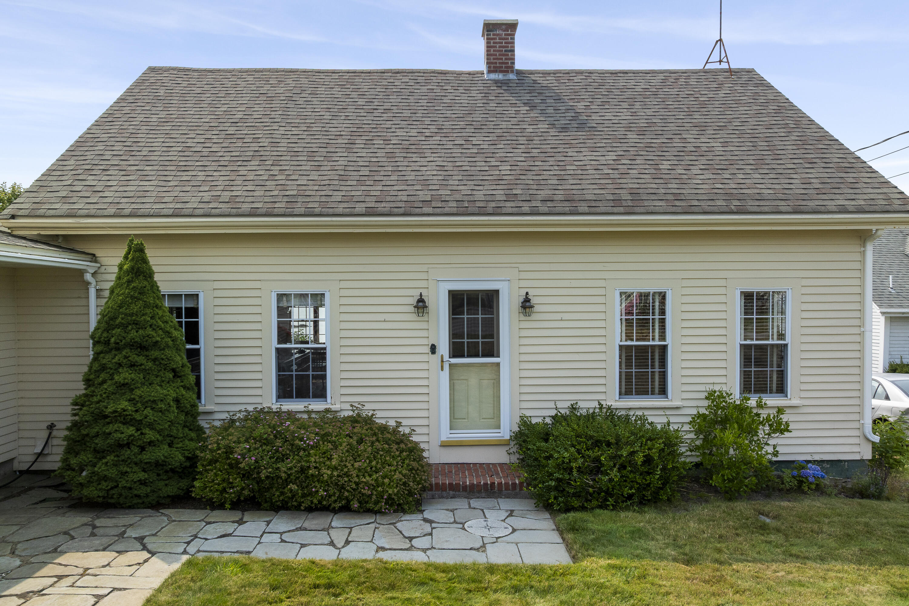 1 Fish Point Road Bristol ME 04554