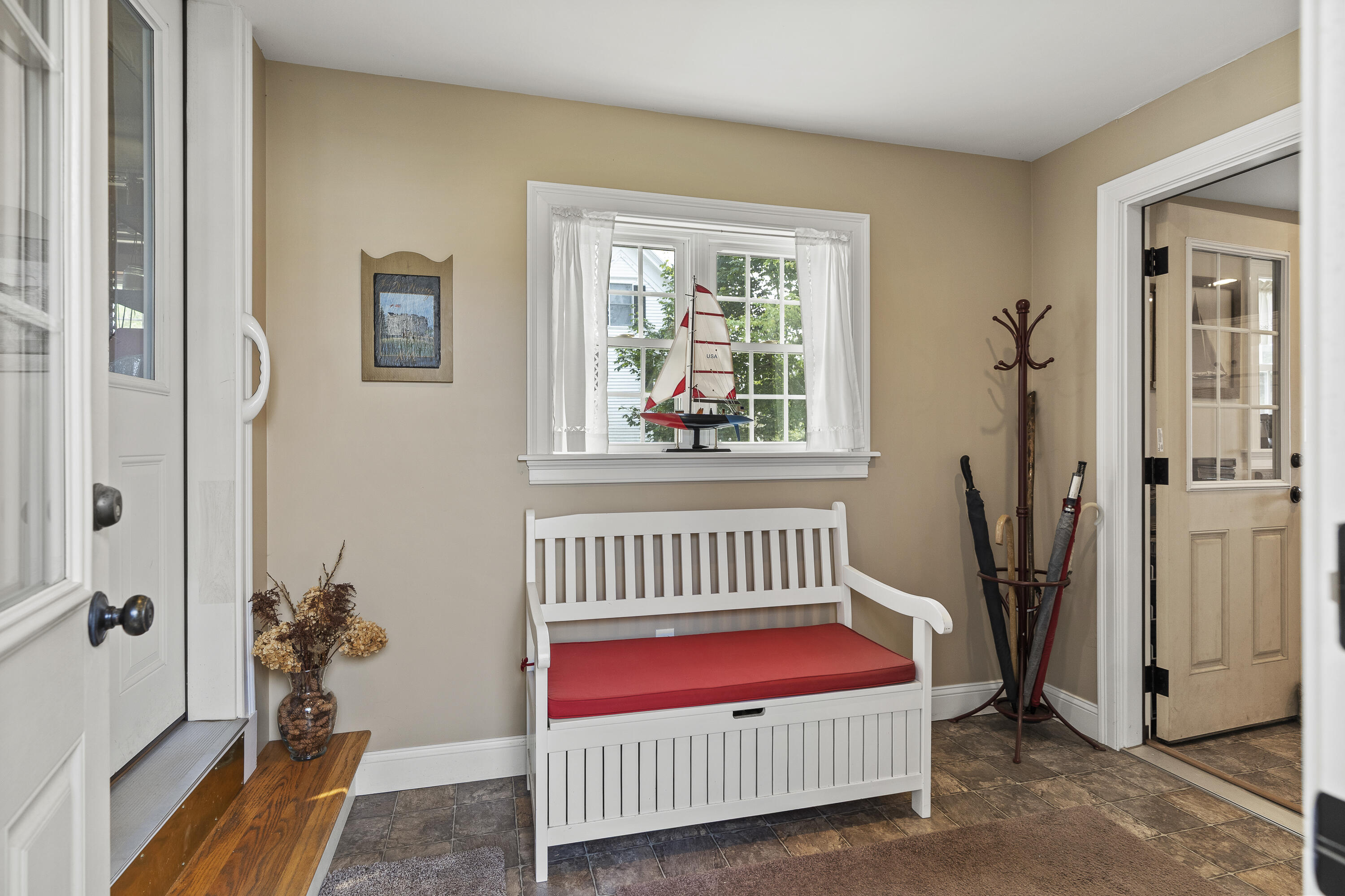 1 Fish Point Road Bristol ME 04554