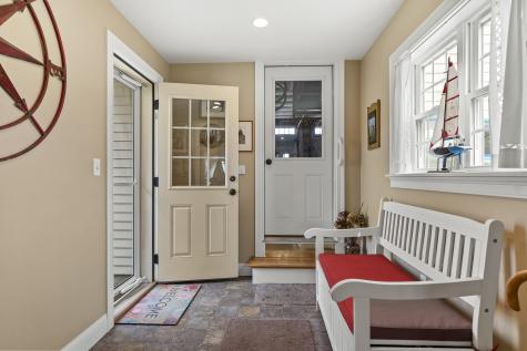 1 Fish Point Road Bristol ME 04554