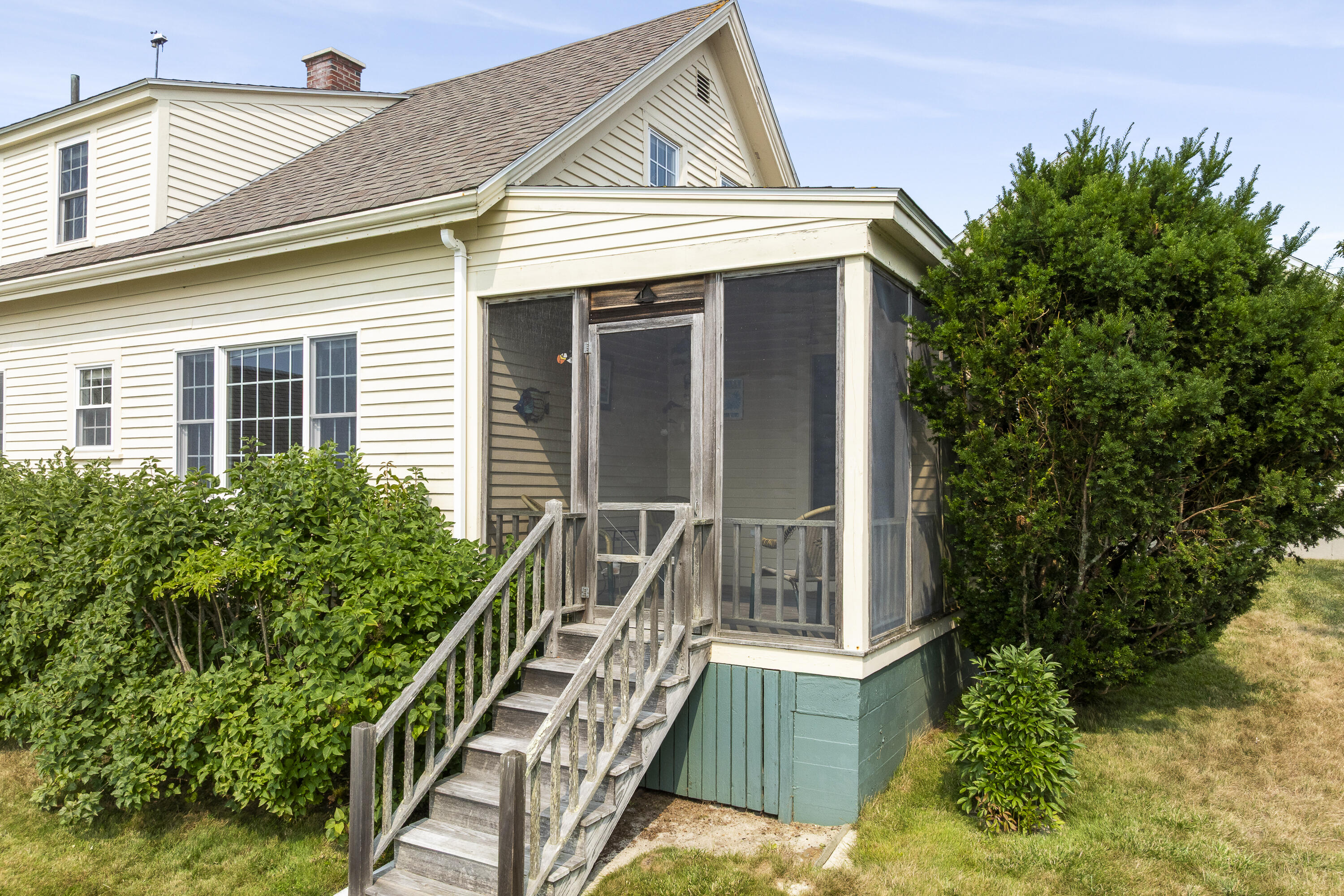 1 Fish Point Road Bristol ME 04554