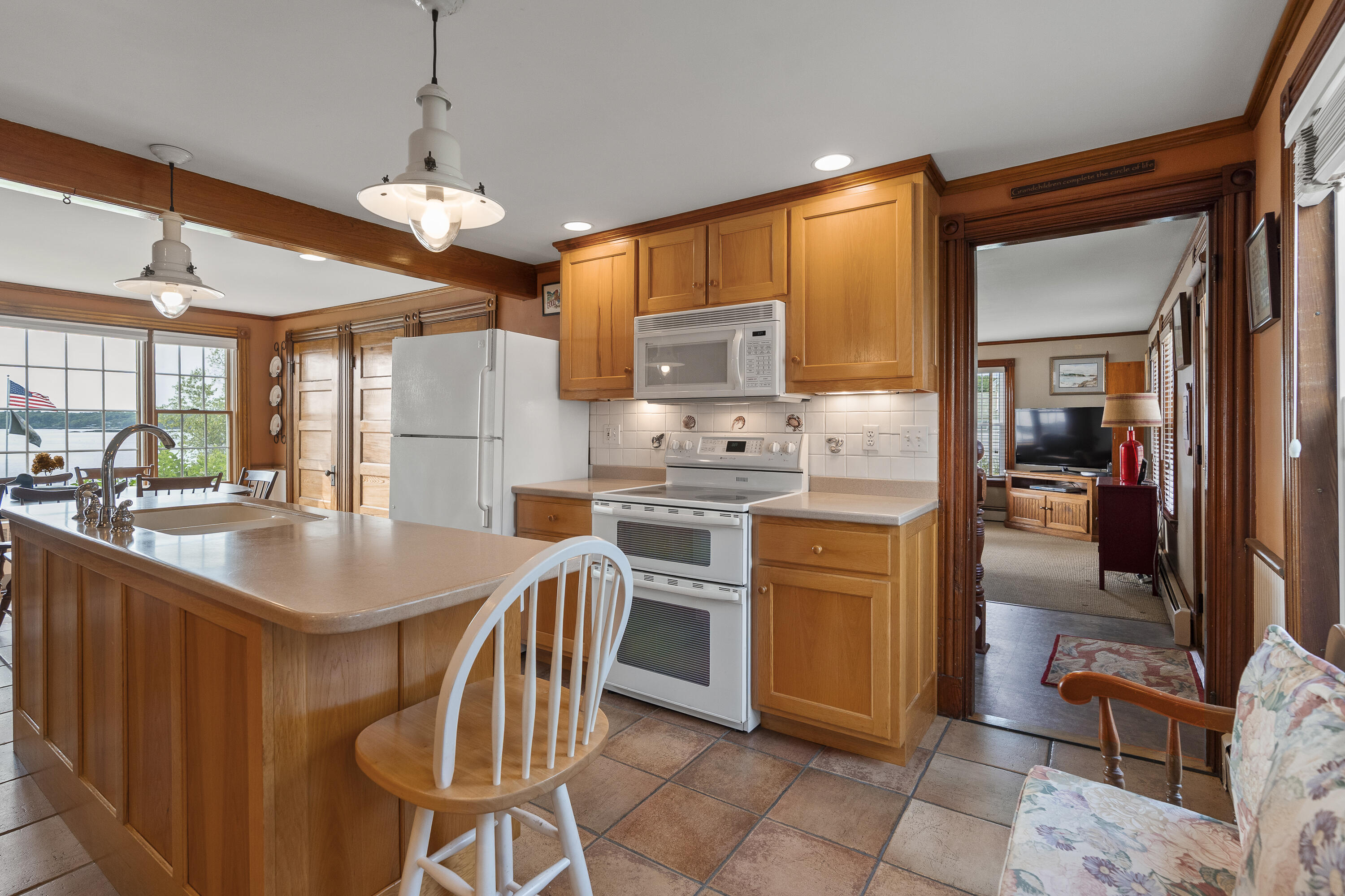 1 Fish Point Road Bristol ME 04554