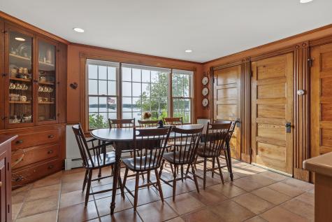 1 Fish Point Road Bristol ME 04554