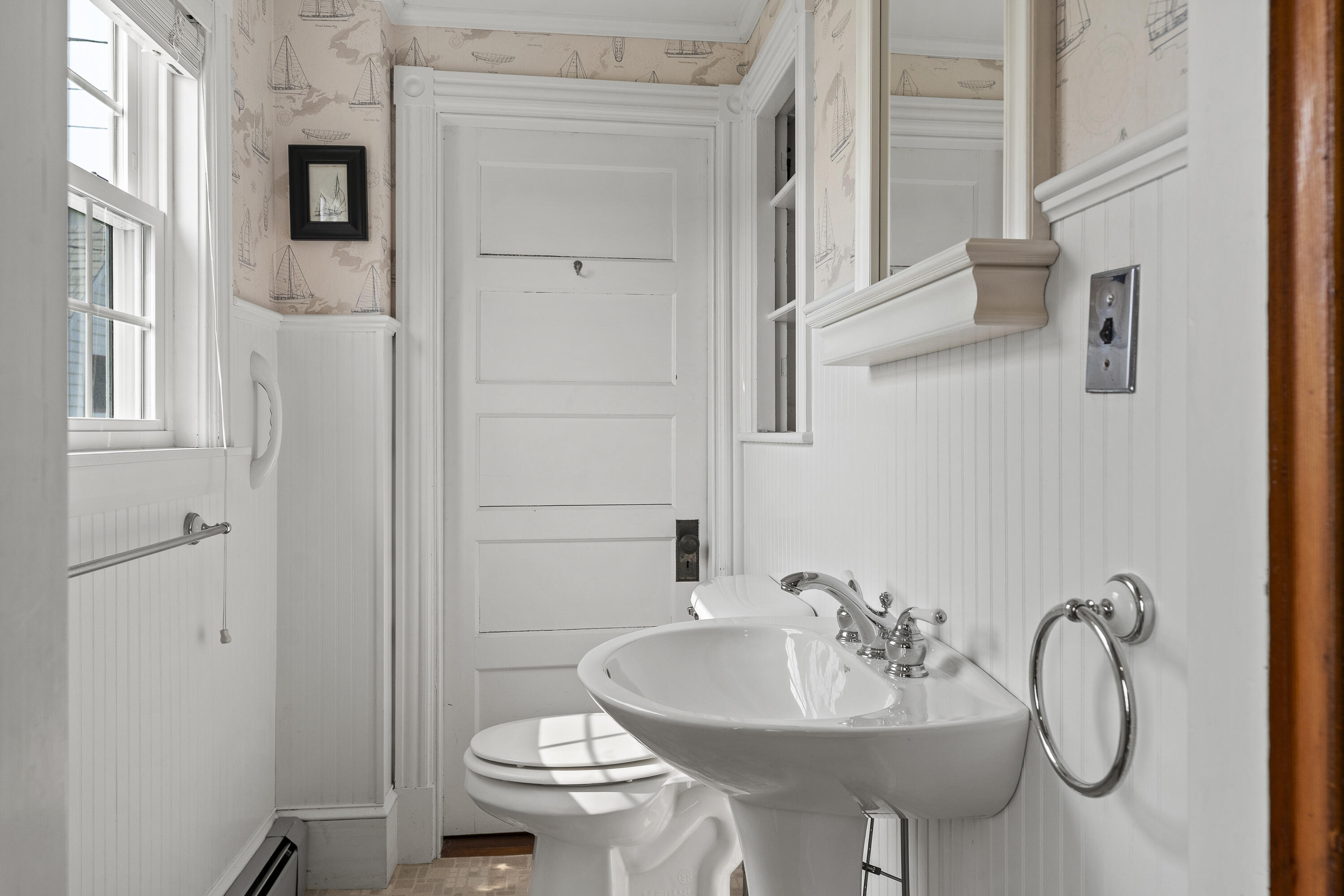 1 Fish Point Road Bristol ME 04554