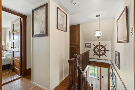 1 Fish Point Road Bristol ME 04554