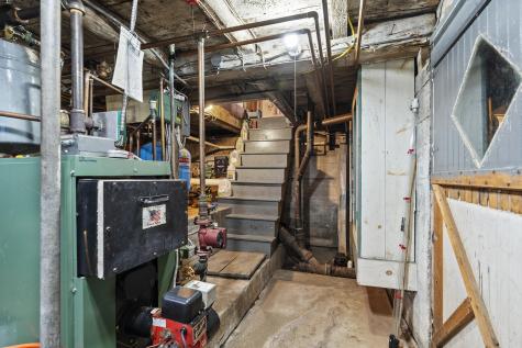 1 Fish Point Road Bristol ME 04554