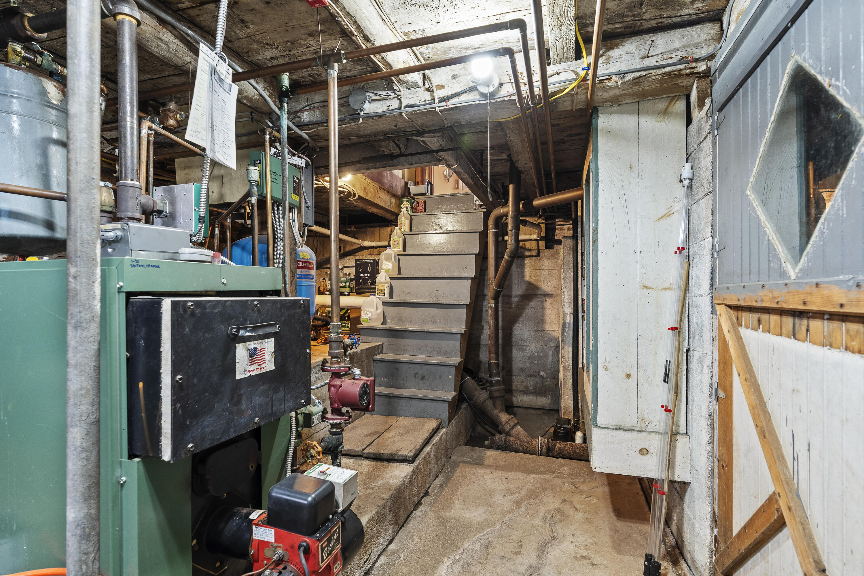 1 Fish Point Road Bristol ME 04554