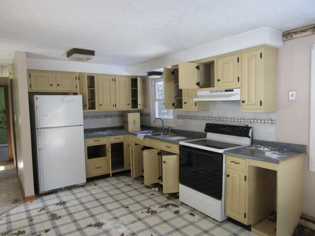 2 Libby Lane Sanford ME 04083