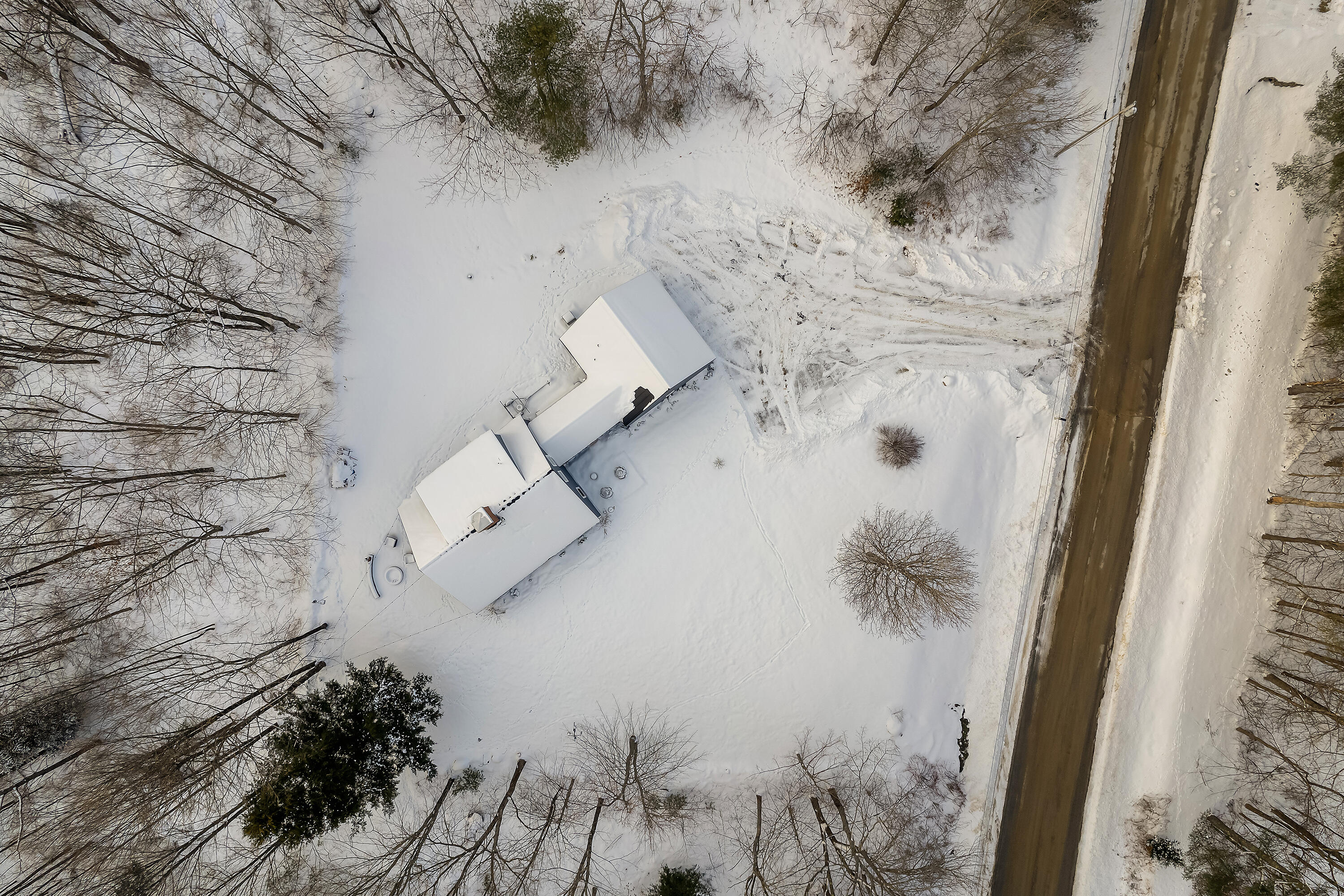 99 Pulsifer Road Poland ME 04274