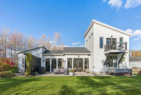 12 Wallace Street Kennebunk ME 04043