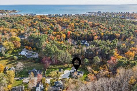 12 Wallace Street Kennebunk ME 04043