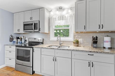 48 East Pasture Road Berwick ME 03901