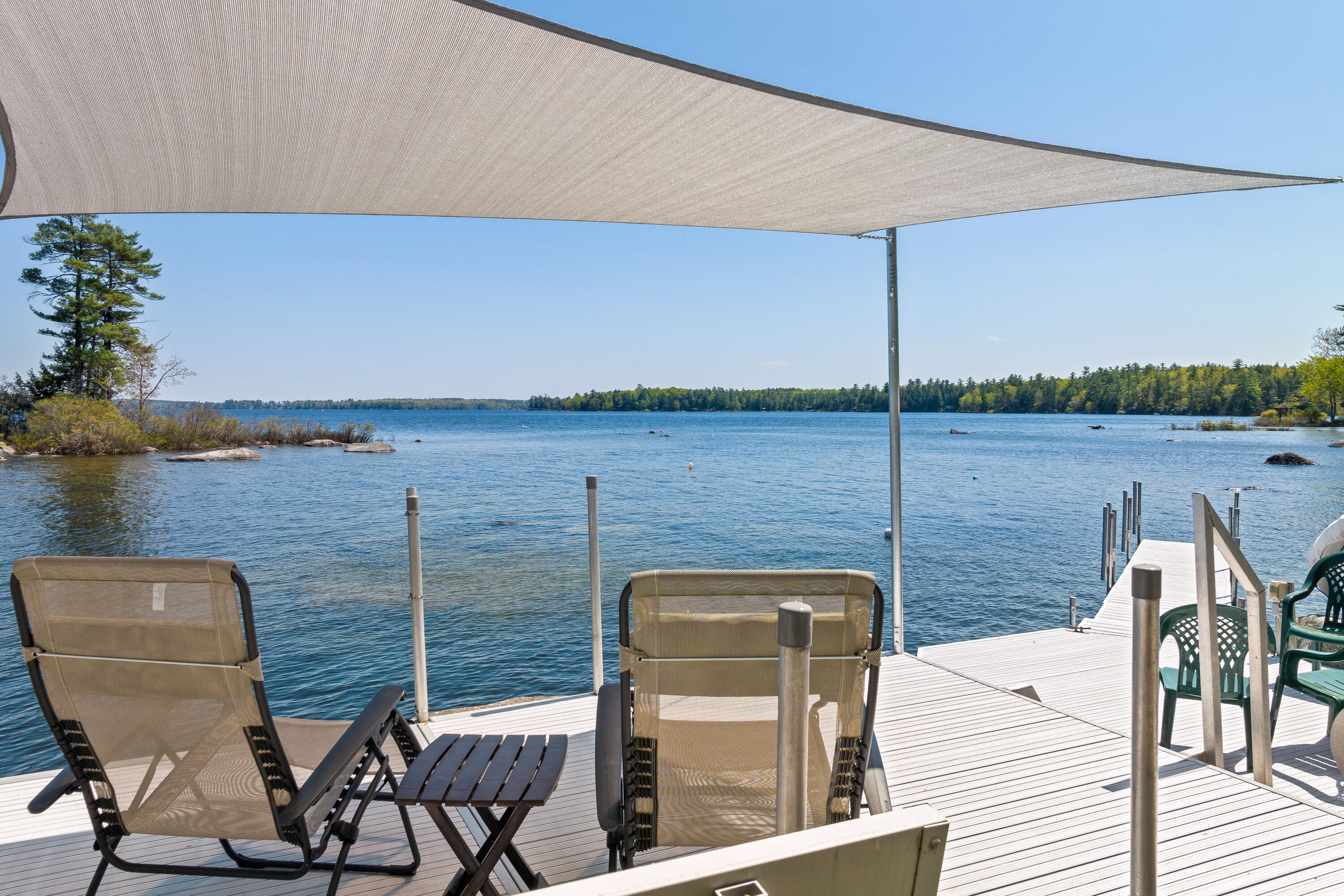 102 Musson Road Raymond ME 04071