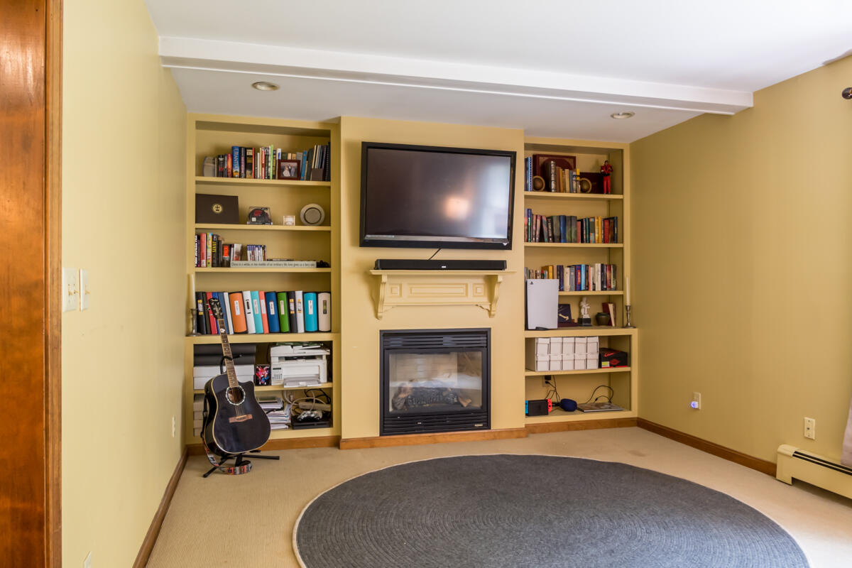 9 Kennebec Circle Bath ME 04530