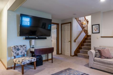 9 Kennebec Circle Bath ME 04530