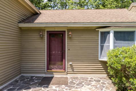 9 Kennebec Circle Bath ME 04530