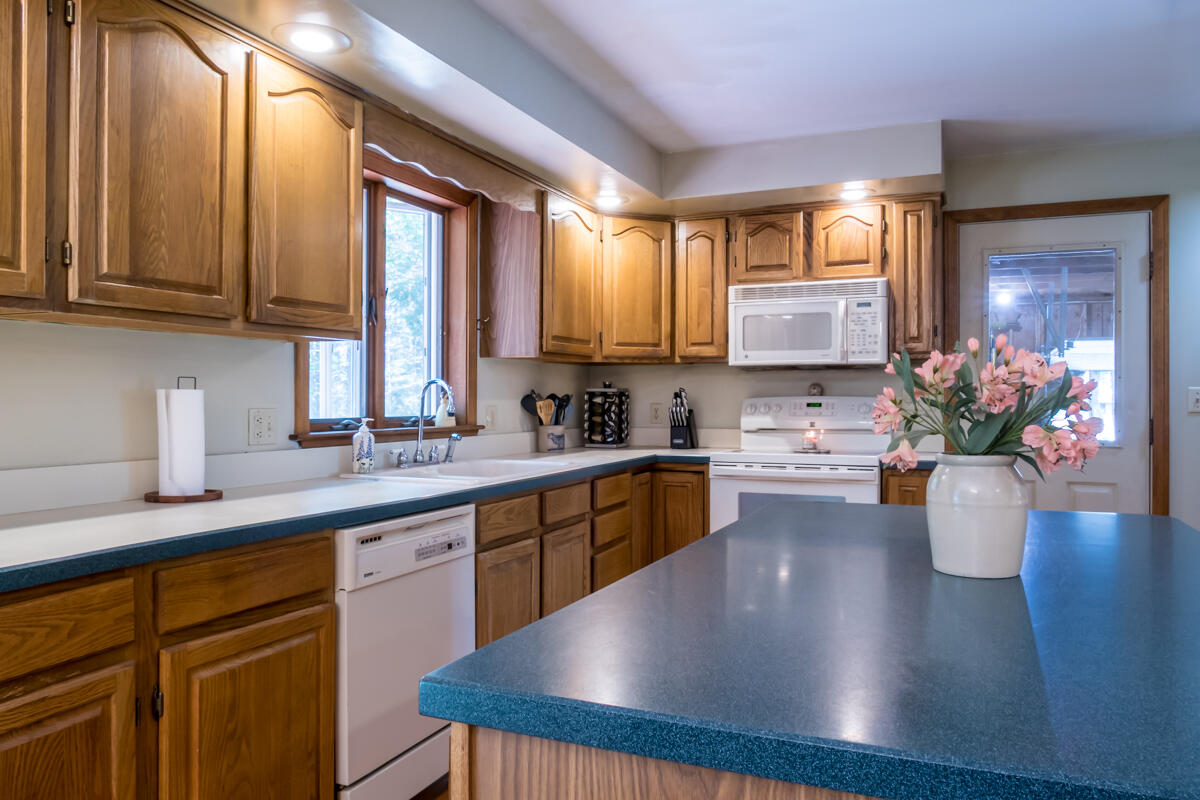 9 Kennebec Circle Bath ME 04530