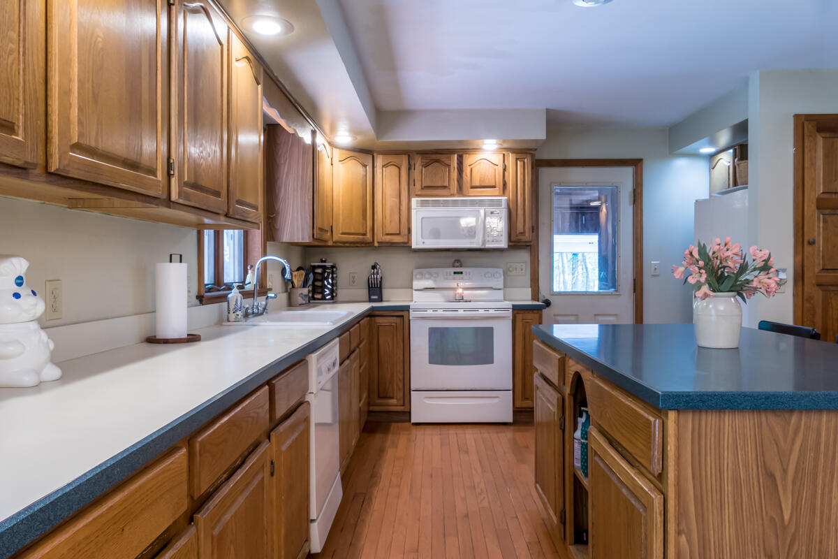 9 Kennebec Circle Bath ME 04530