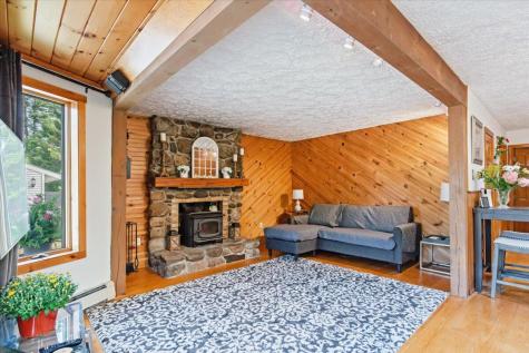 493 Litchfield Road Bowdoin ME 04287