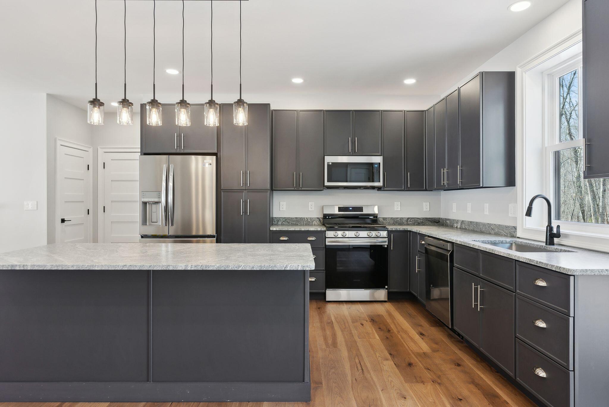 9 Rocky Reach Way Woolwich ME 04579