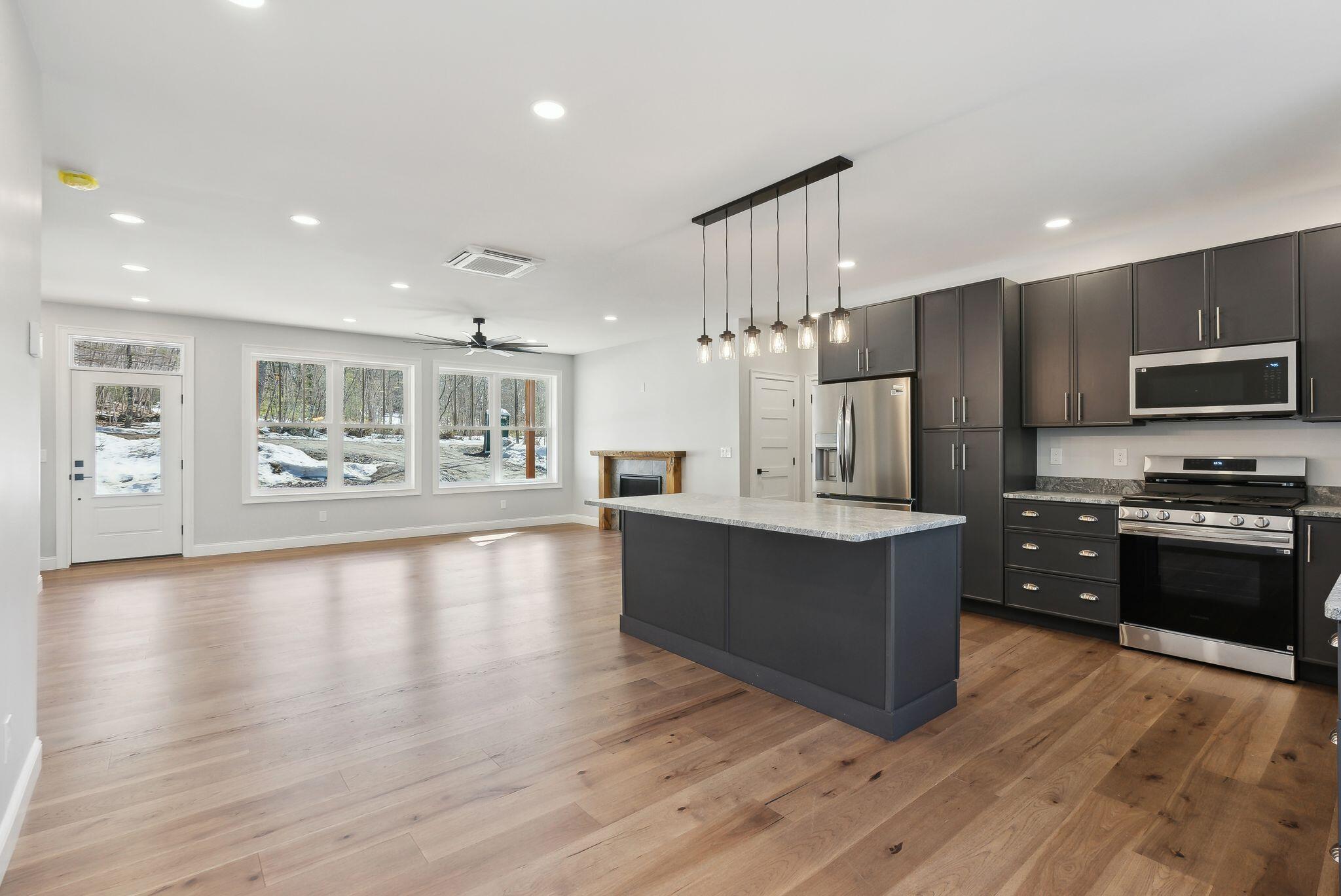 9 Rocky Reach Way Woolwich ME 04579