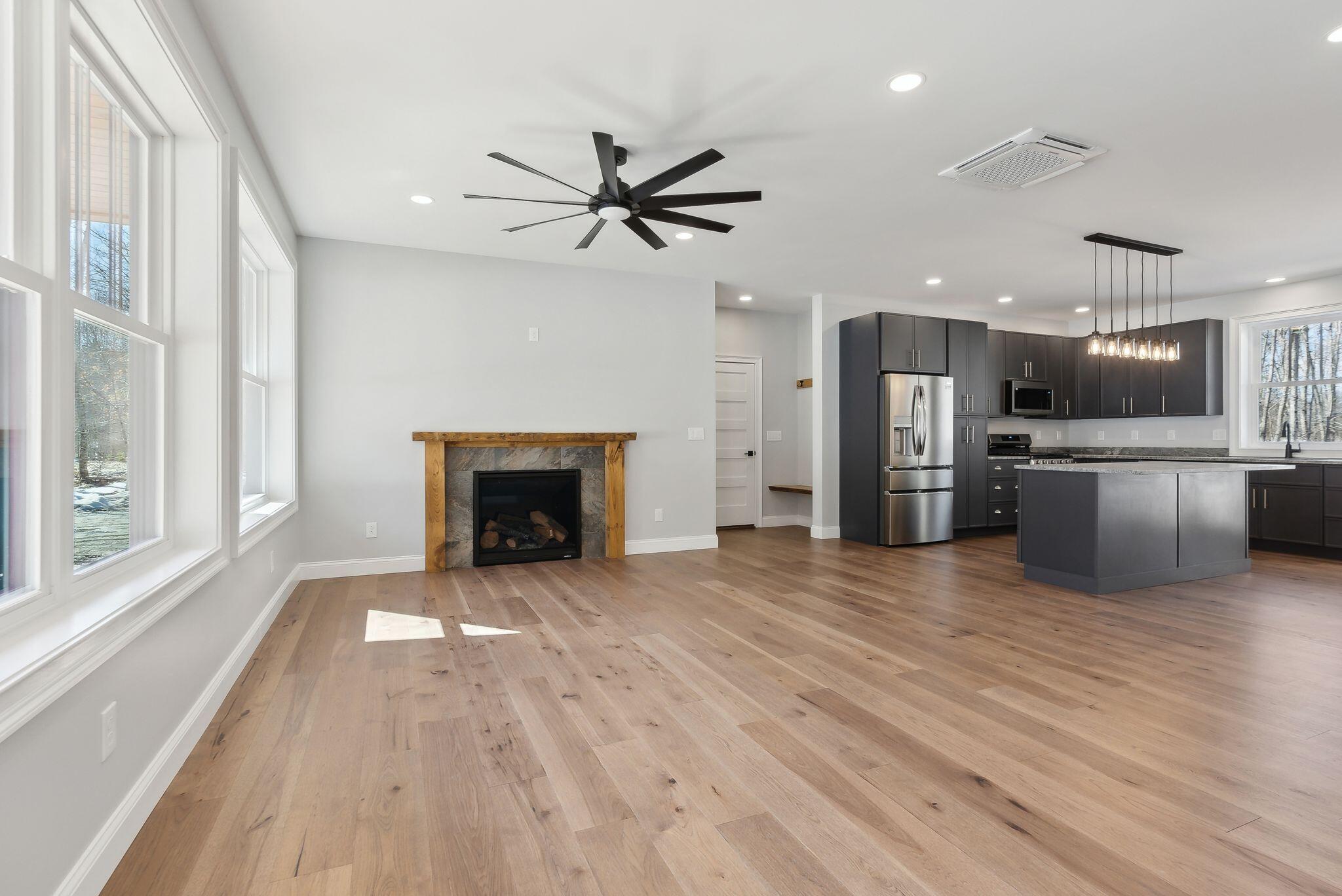 9 Rocky Reach Way Woolwich ME 04579