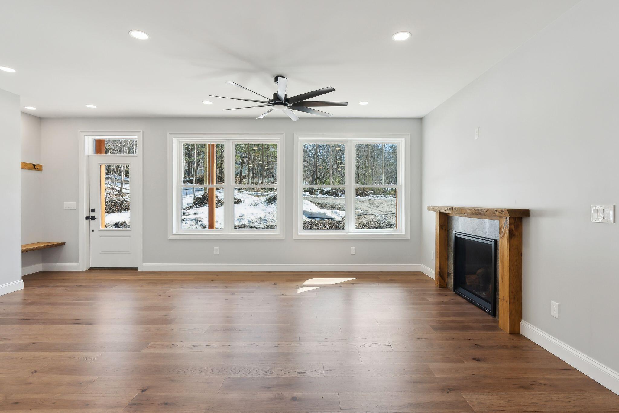 9 Rocky Reach Way Woolwich ME 04579