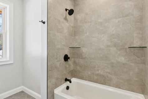 9 Rocky Reach Way Woolwich ME 04579