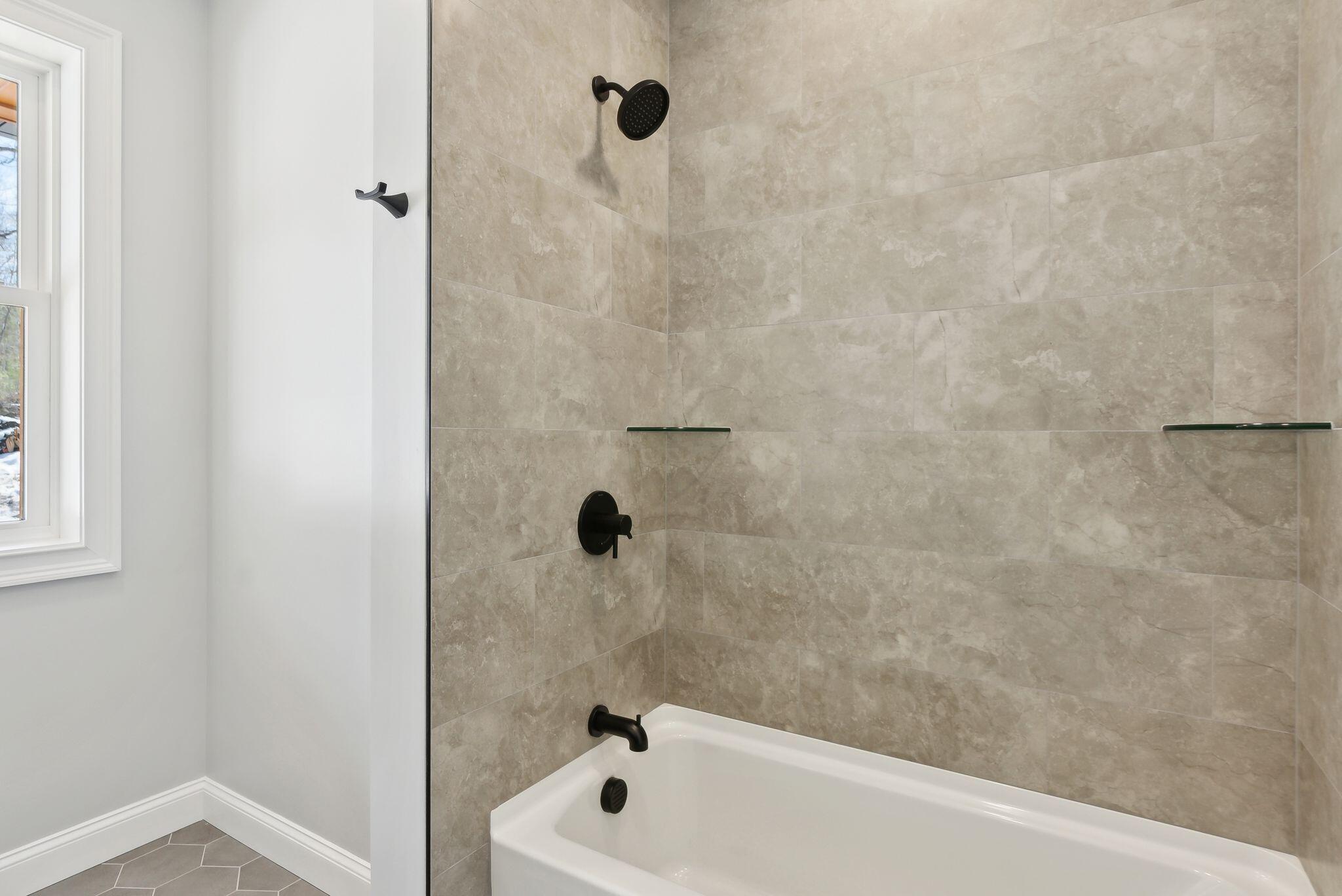 9 Rocky Reach Way Woolwich ME 04579