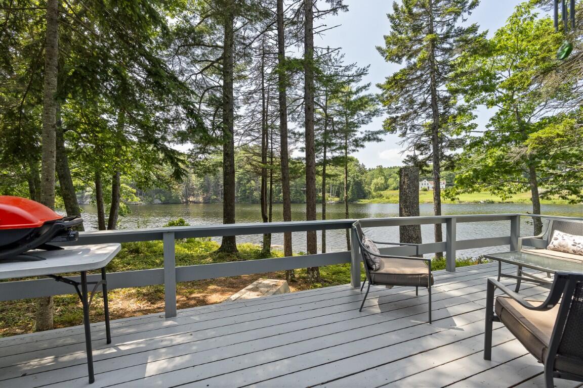 42 Wawenock Trail Boothbay Harbor ME 04538