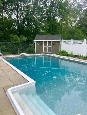96 Alderwood Road Auburn ME 04210