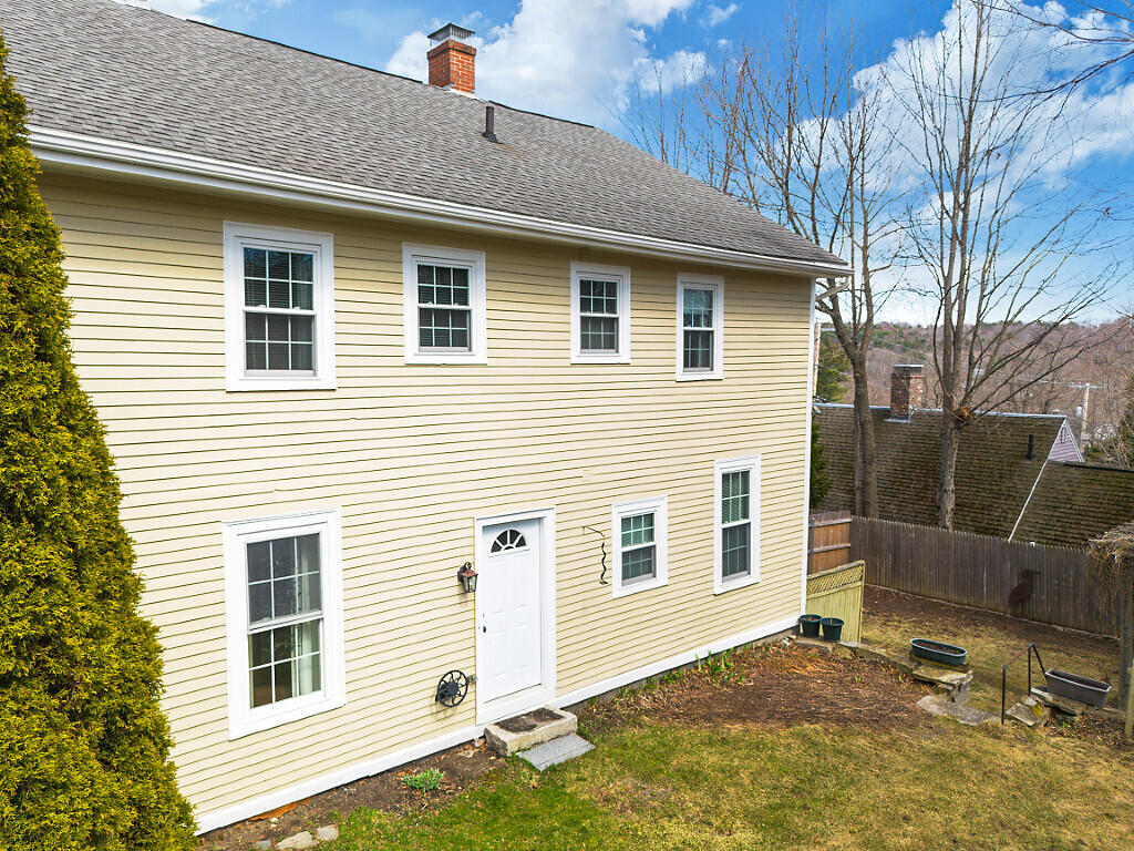 2 Warren Street Hallowell ME 04347