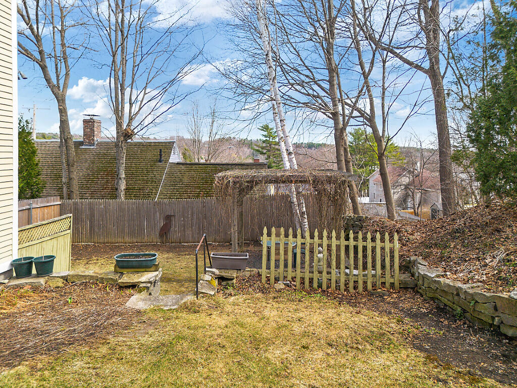2 Warren Street Hallowell ME 04347