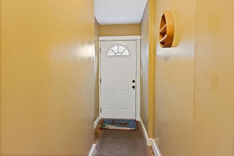 2 Warren Street Hallowell ME 04347