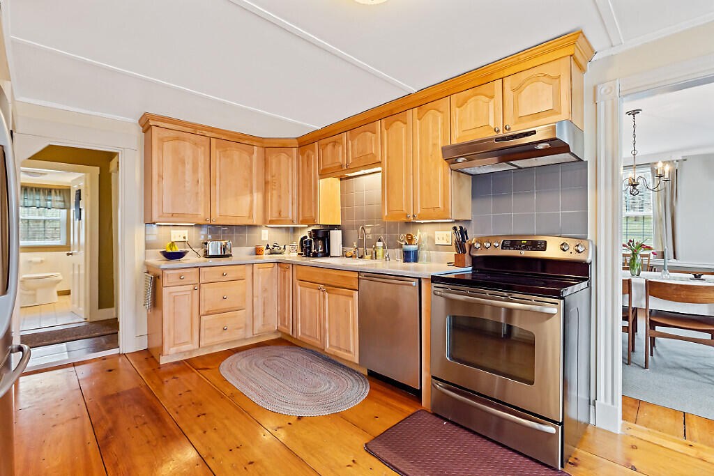 2 Warren Street Hallowell ME 04347