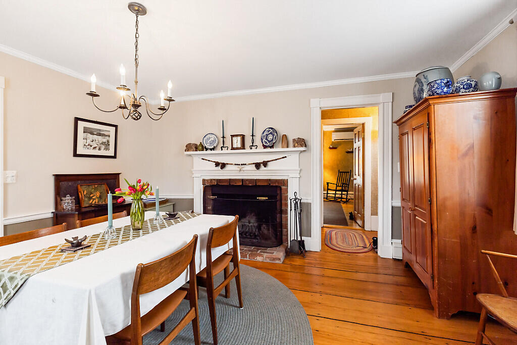 2 Warren Street Hallowell ME 04347