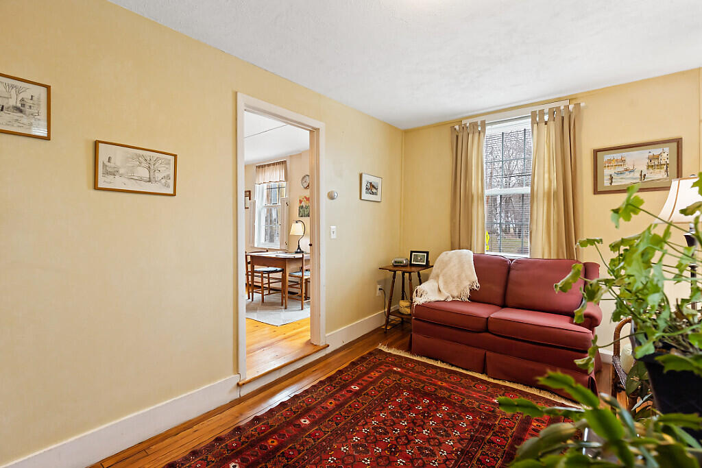 2 Warren Street Hallowell ME 04347