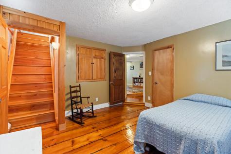 2 Warren Street Hallowell ME 04347