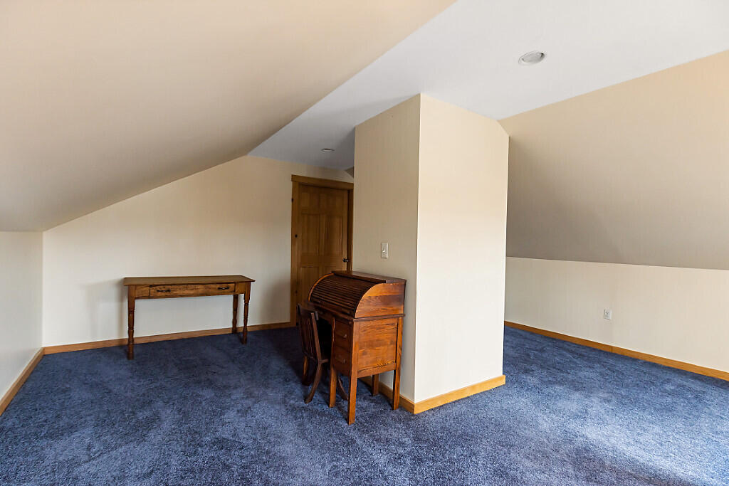 2 Warren Street Hallowell ME 04347