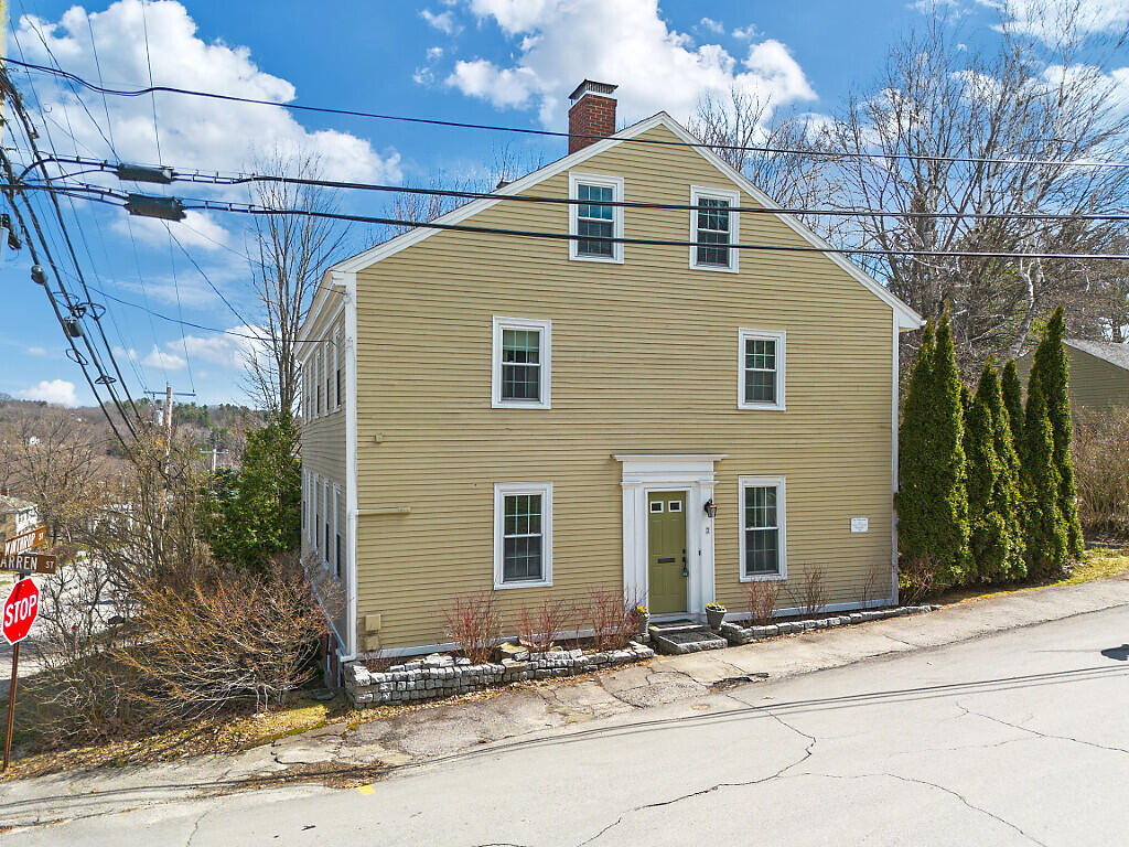 2 Warren Street Hallowell ME 04347