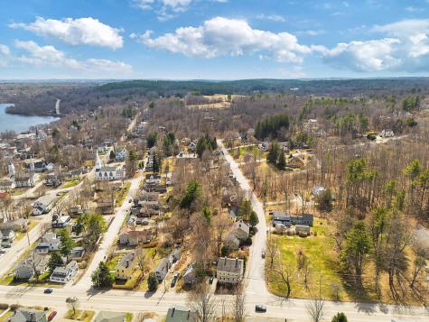 2 Warren Street Hallowell ME 04347