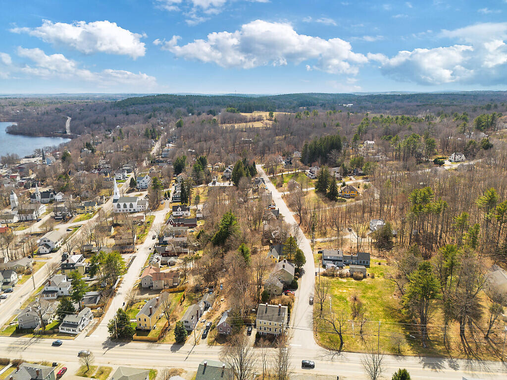 2 Warren Street Hallowell ME 04347