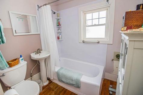385 Lucy Knowles Road Farmington ME 04938