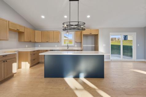 21 Mia Ridge Sidney ME 04330