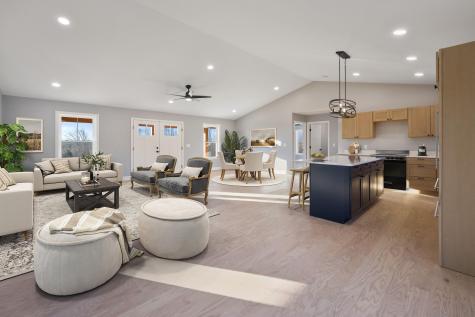 21 Mia Ridge Sidney ME 04330