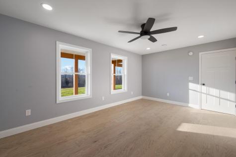 21 Mia Ridge Sidney ME 04330