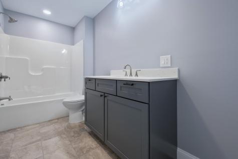 21 Mia Ridge Sidney ME 04330